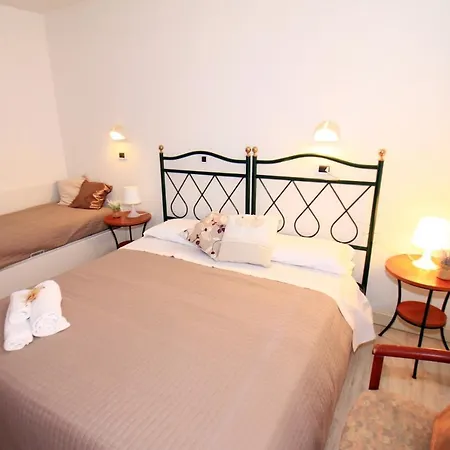 Luna Hotell 3*