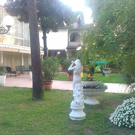 Luna Hotell Cervia