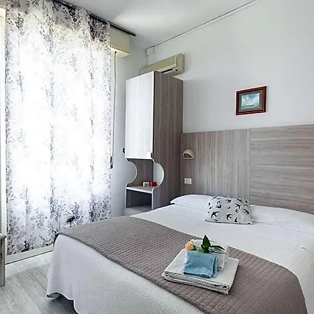 Luna Hotel