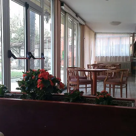 Luna 3* Cervia
